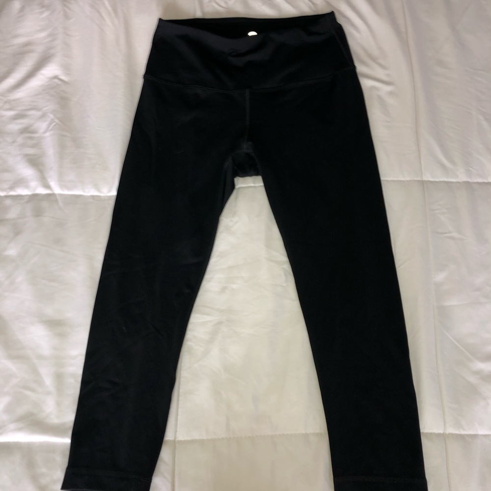 Black Capri Workout Leggings